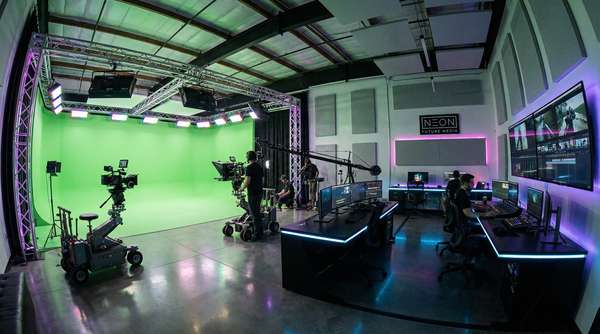 欧美精品直播间搭建教程